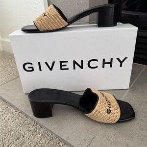 Givenchy 4G Embroidered Raffia Mule Sandals Beige/Black (Size 40)